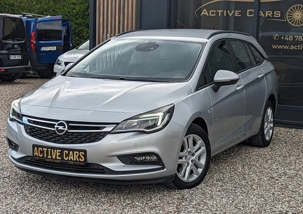 Opel Astra cena 36999 przebieg: 168000, rok produkcji 2016 z Mrocza małe 497